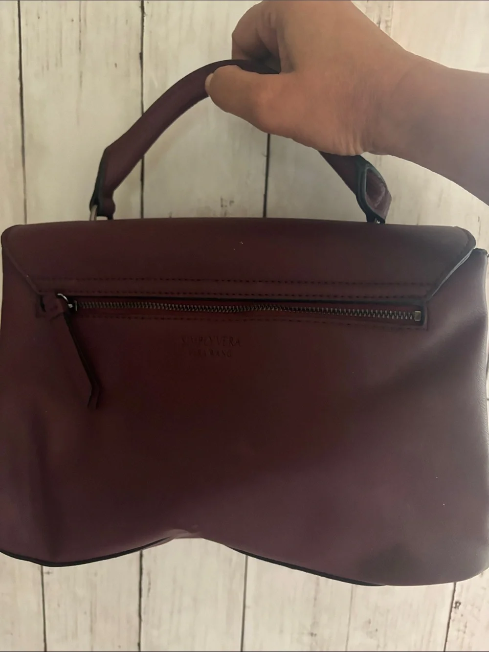 Simply Vera women’s Leather Top-Handle Bag in Burgundy